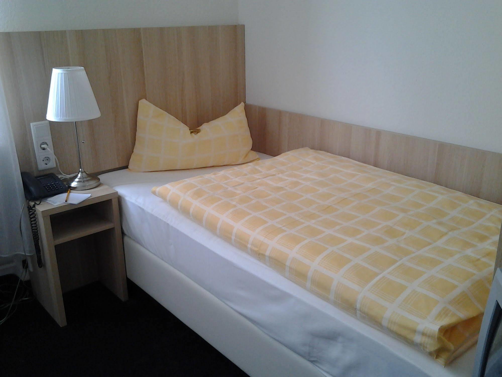 Centralhotel Garni Offenburg Exterior photo